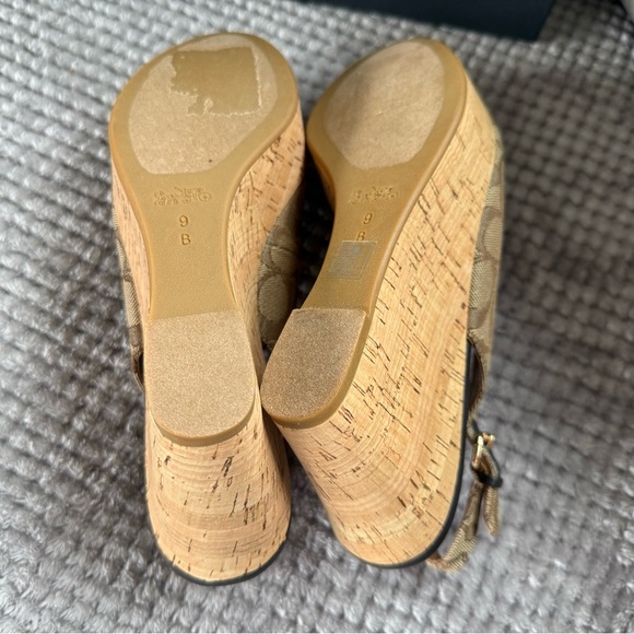 Coach Brown Wedges Signature designer heels with box gold shoes size 9 tan cork - Picture 8 of 10